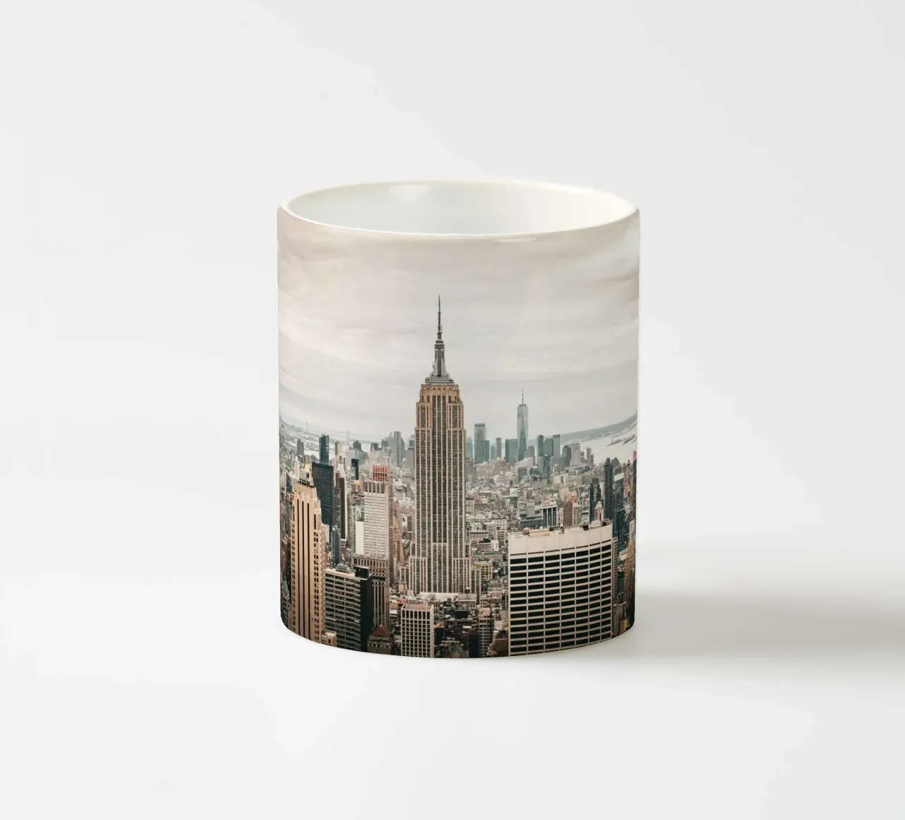 Empire tazza in ceramica da Flo Klein