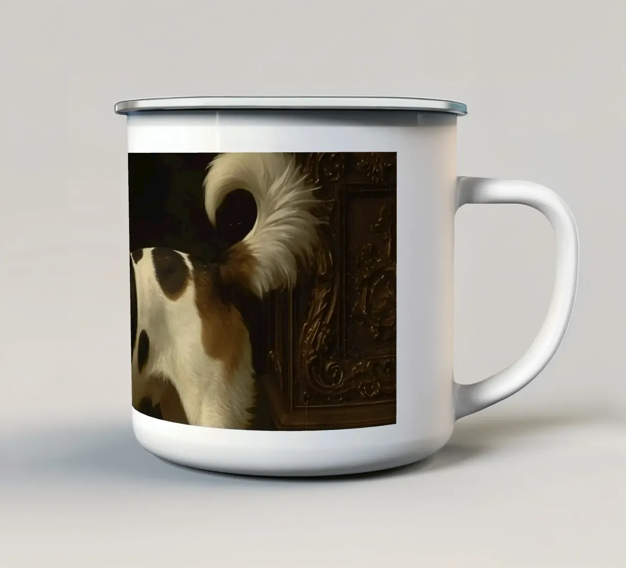 Cane in piedi con grazia sfondo ornato in una stanza classica tazza in smalto da DesignDoodle