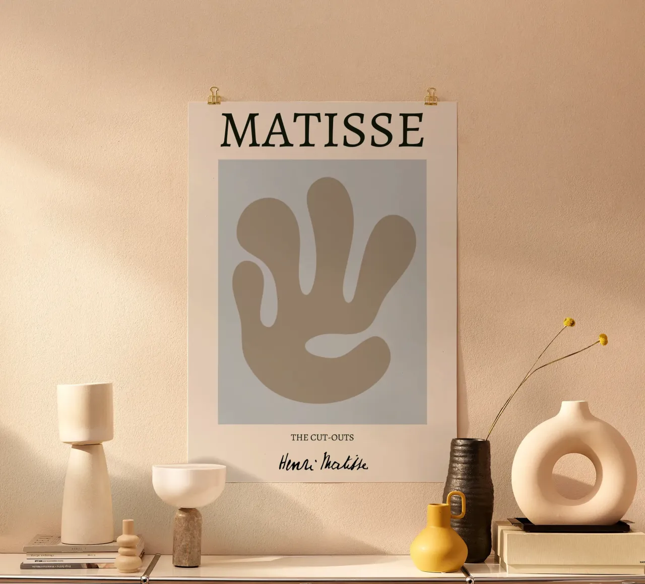 Matisse "Die Ausschnitte" Taupe Organic Abstract Poster von homdeco