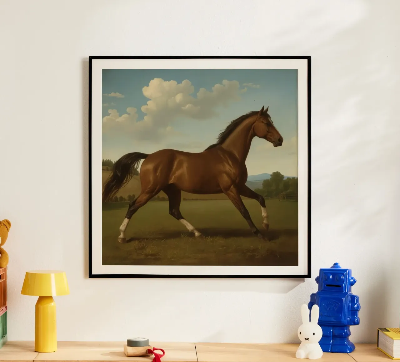 Maestoso cavallo marrone che trotta con grazia su un terreno verde e rigoglioso poster da DesignDoodle