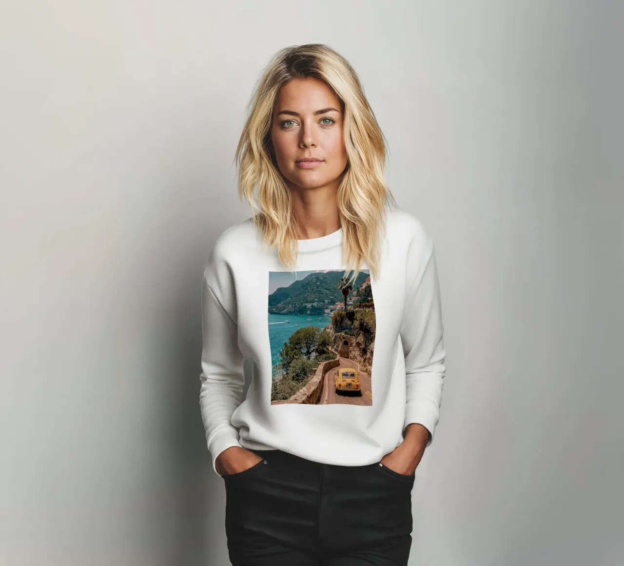Viaje por carretera por la Costa Amalfitana - póster con coche de época sudadera de BLICKPUNKT