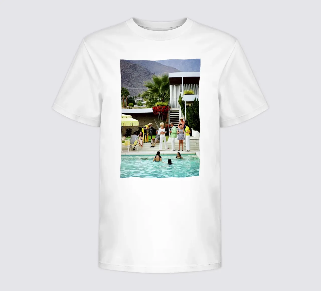 Slim Aarons - Zwembadfeest kinder t-shirt van The Poster UK