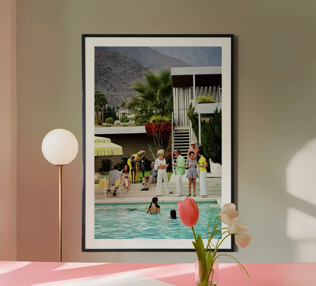 Slim Aarons - Pool Party Hahnemühle von The Poster UK