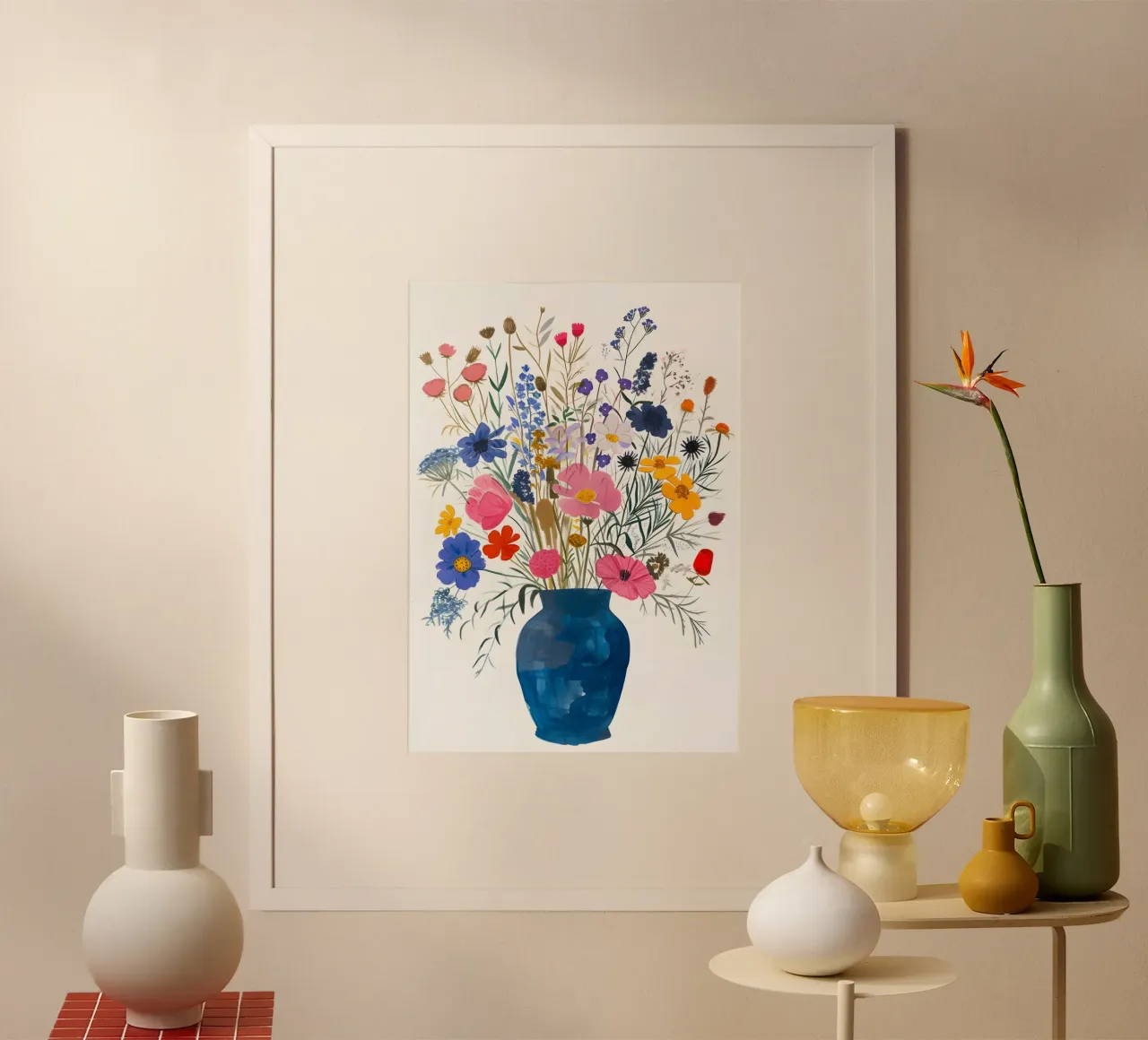 Lebendiger Wildblumenstrauß in blauer Vase Kunstdruck Poster von homdeco