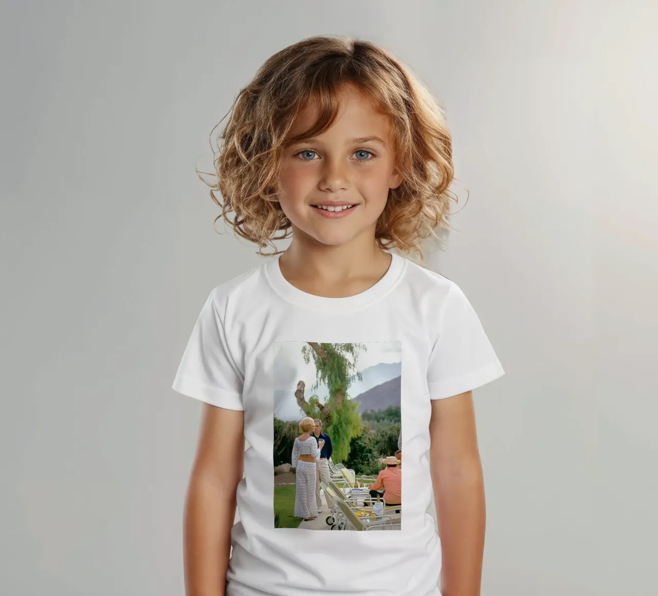 Slim Aarons - Tell a story kids t-shirt by The Poster UK
