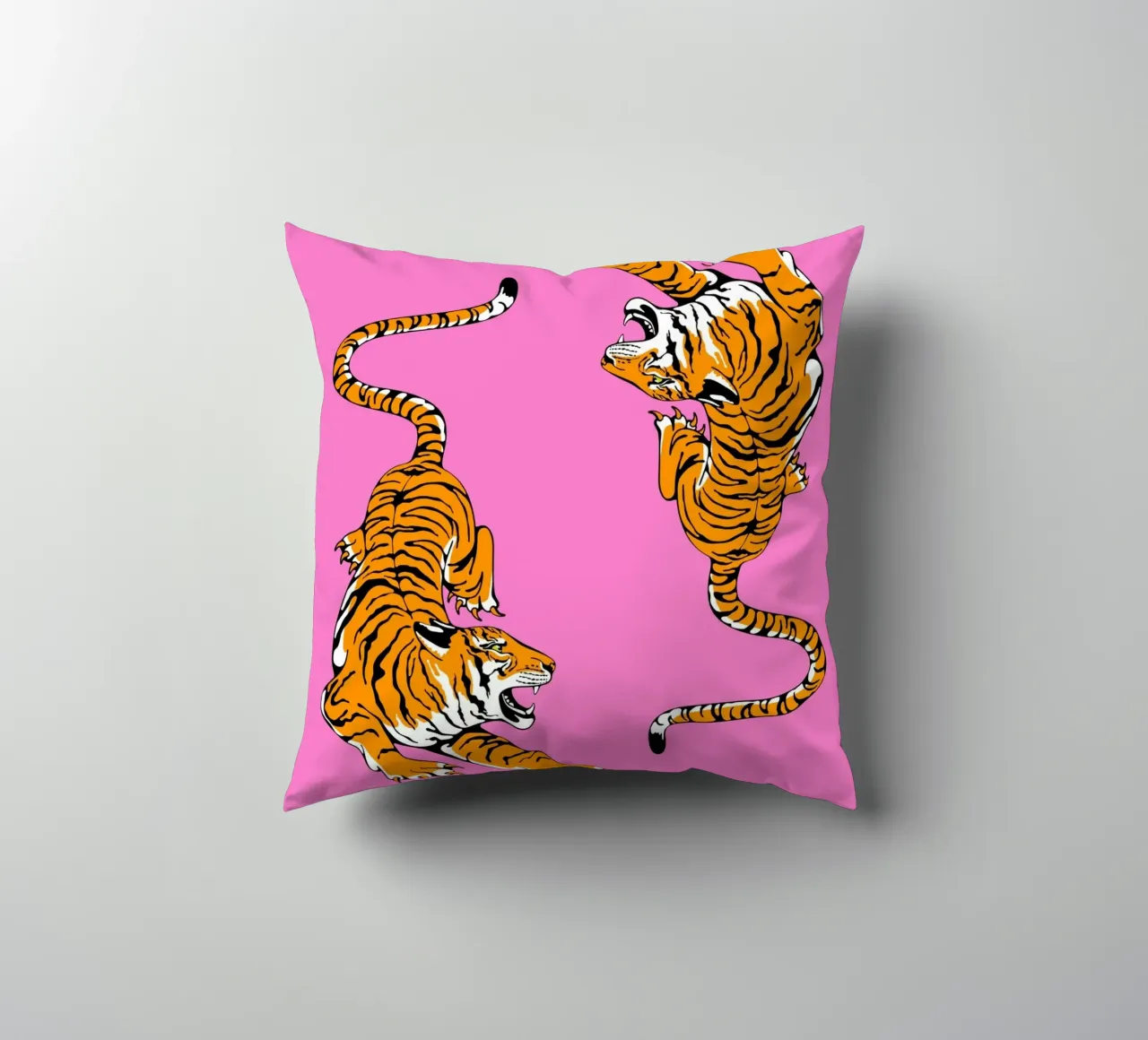 Dinamiche Tigri ruggenti Pop Art Sfondo rosa cuscino da homdeco