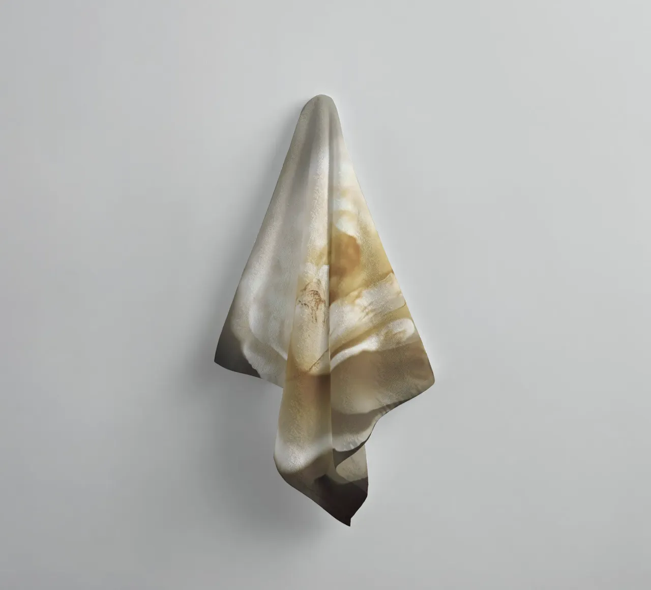 Peony In Soft Light asciugamano da bagno da treechild