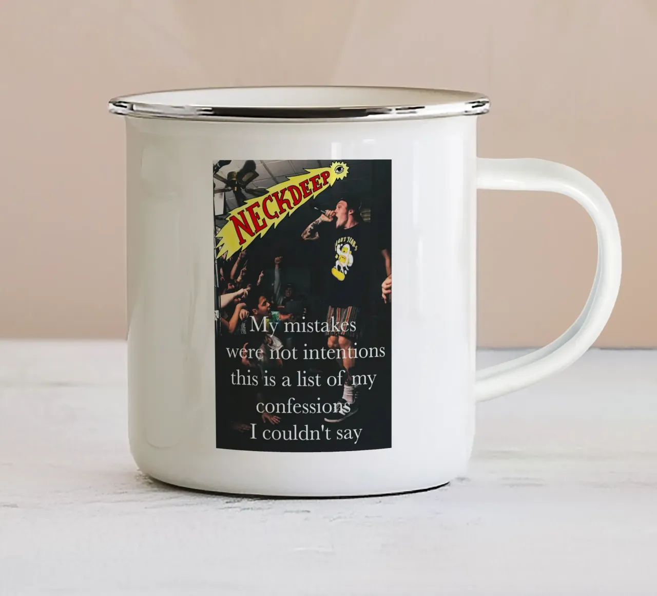 Neck Deep tazza in smalto da Musadad Shop