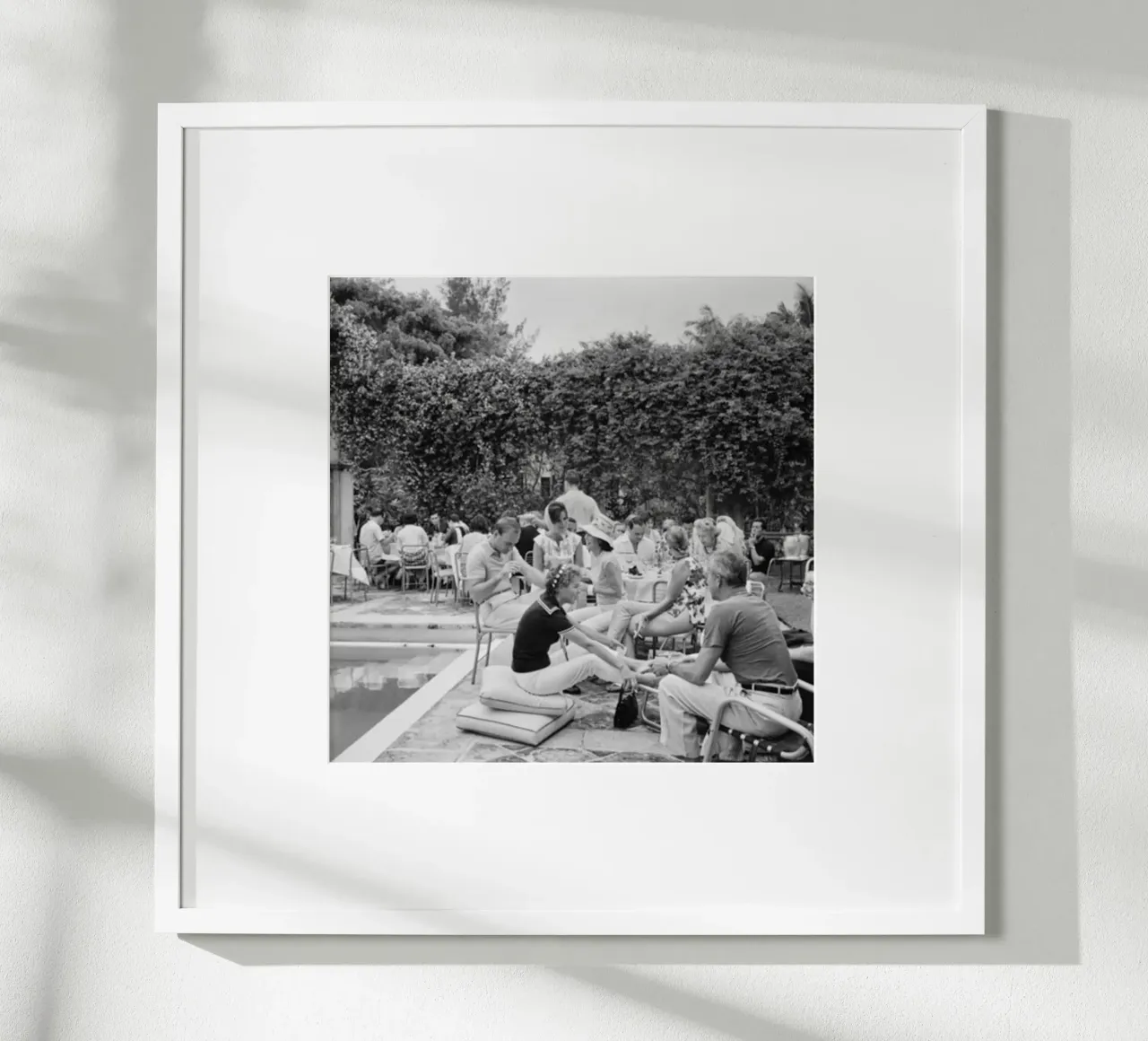 Slim Aarons - Gather Bw carta hahnemühle da The Poster UK