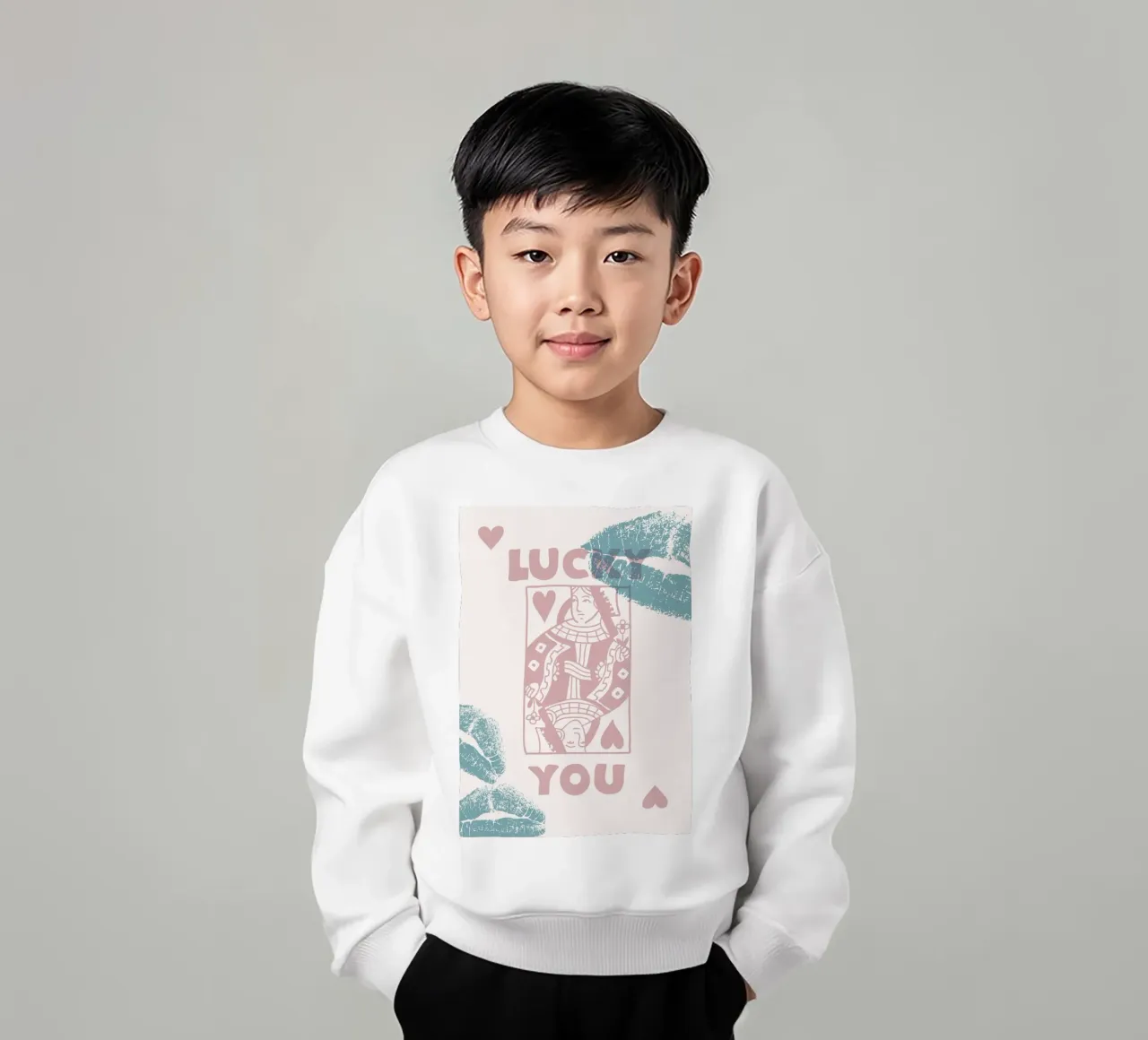 Lucky You Königin der Herzen Pastell Pop Art Druck Kinder Sweatshirt von homdeco