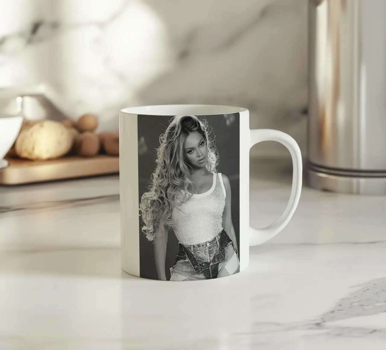 Beyonce ceramic mug by Musadad Shop