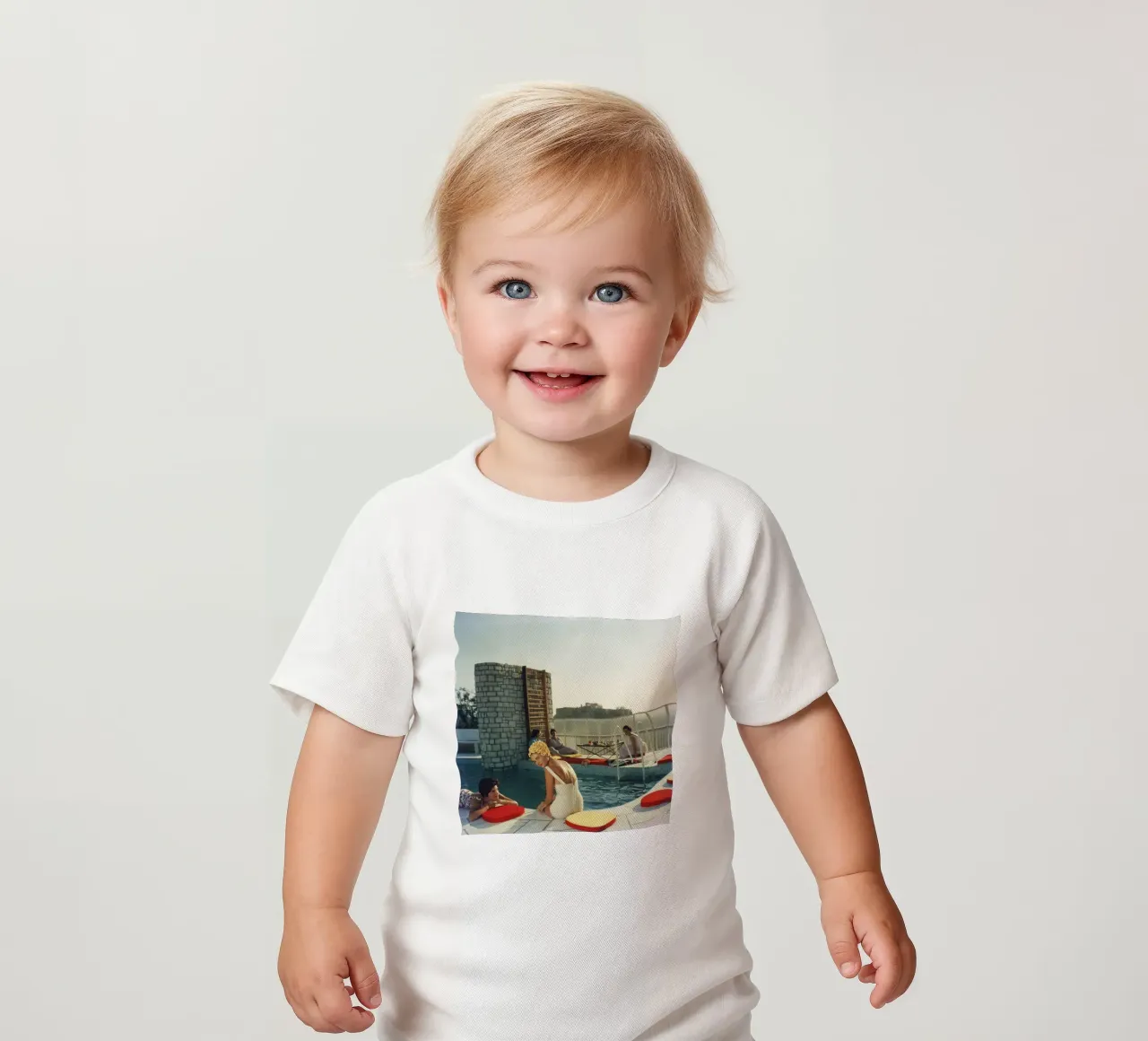 Slim Aarons - Sexy bikini baby t-shirt by The Poster UK