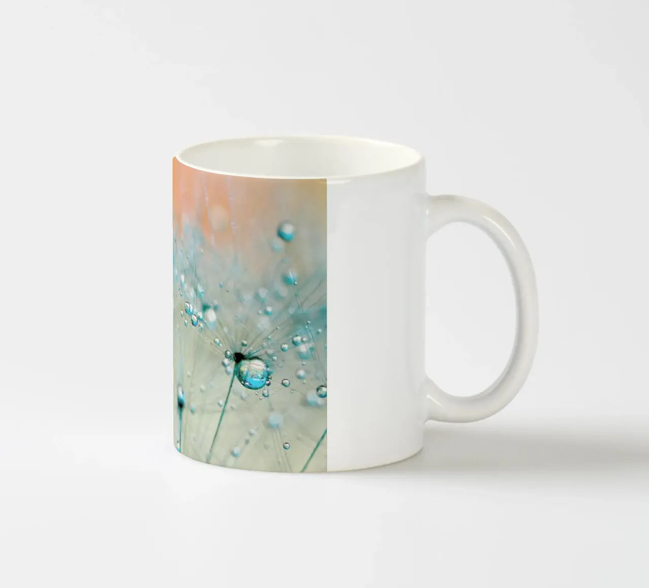 droplets of aqua tazza in ceramica da Ingrid Beddoes