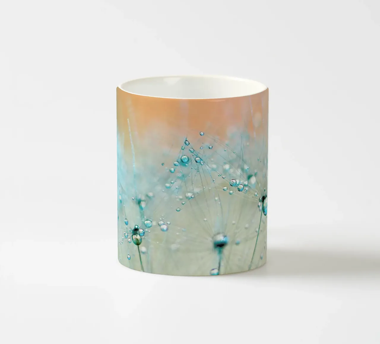droplets of aqua tazza in ceramica da Ingrid Beddoes
