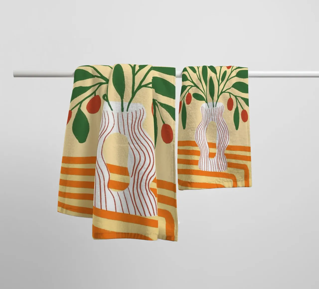 Abstracte bessen in golvende vaas Boho Poster Print badhanddoek van vintagepod