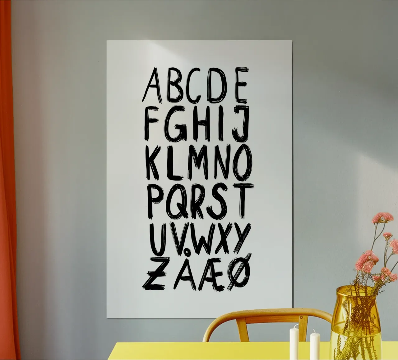 Alfabeto scandi poster con telaio in plastica da Mia Nissen