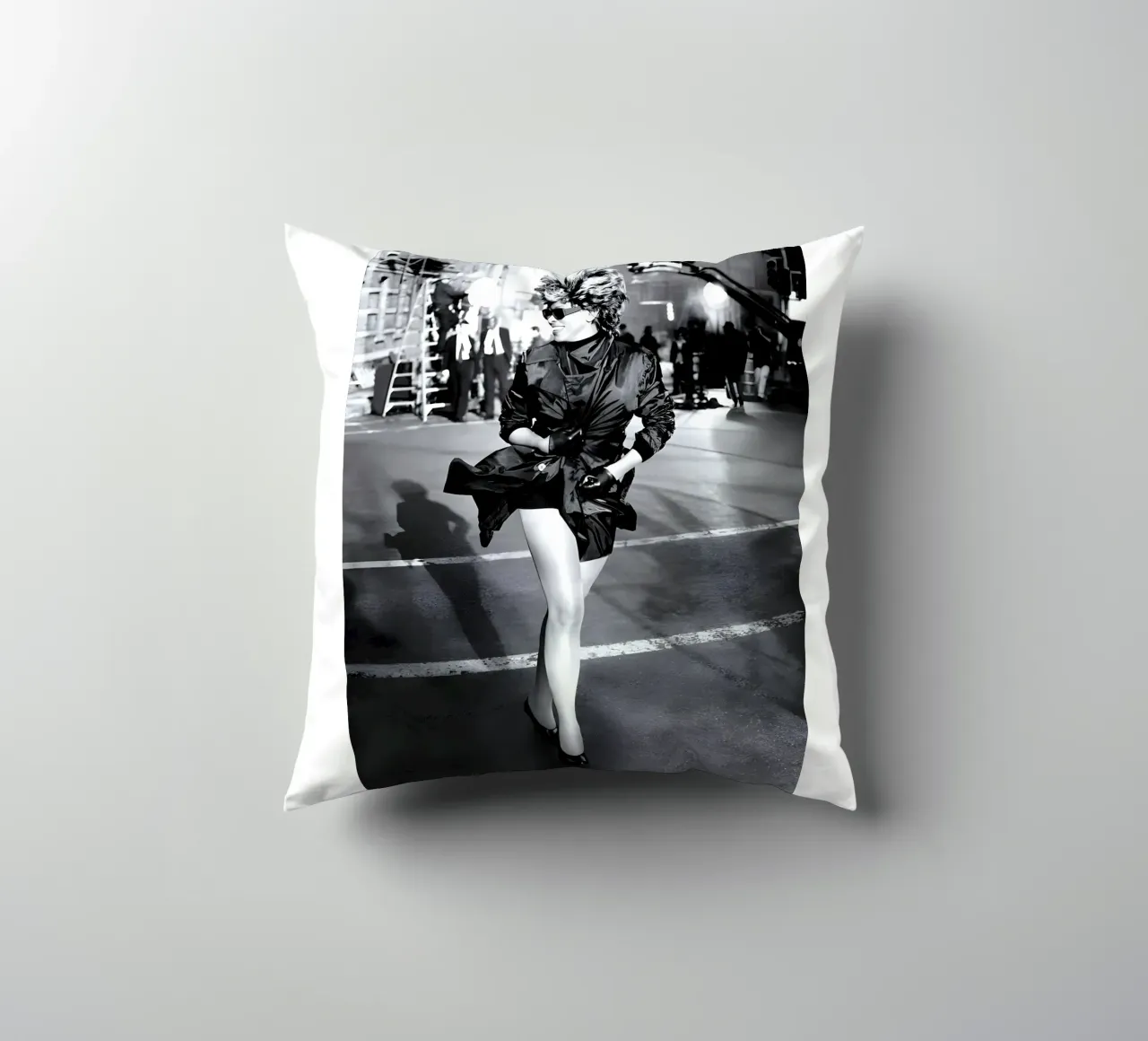 Tina Turner sorriso Bw cuscino da NEVER OVER SALE
