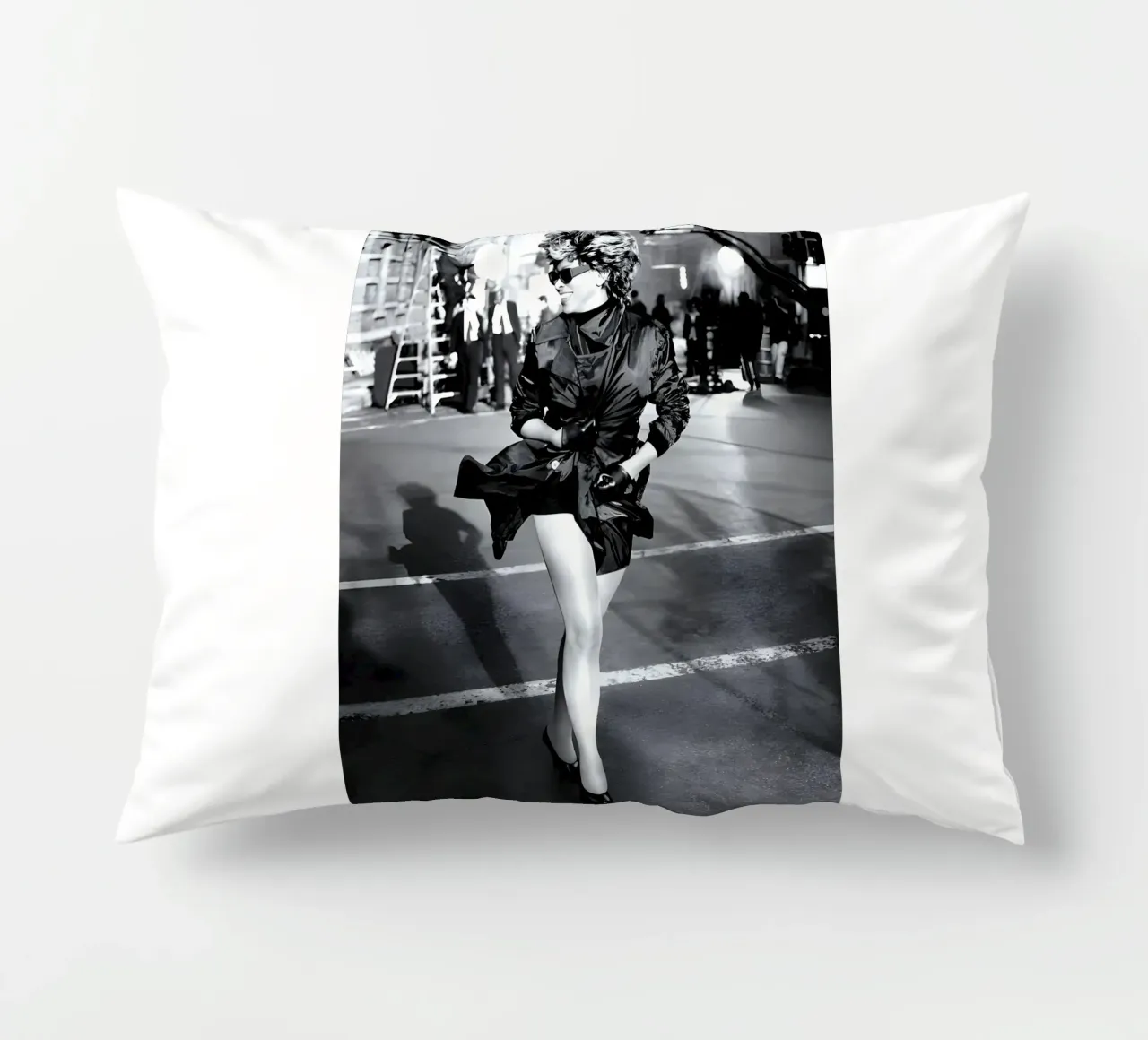 Tina Turner sorriso Bw cuscino da NEVER OVER SALE