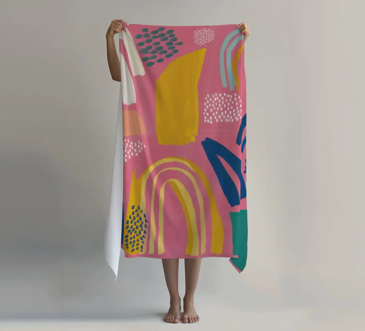 Speelse boog abstract strandhanddoek van Thistle Bloom