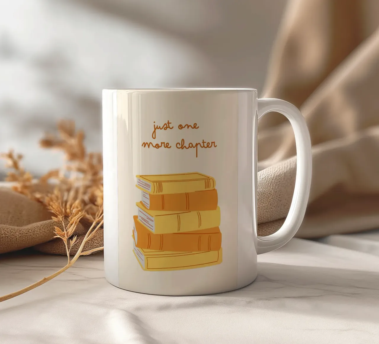 "Poster per l'impilaggio del libro "Solo un capitolo in più tazza in ceramica da vintagepod