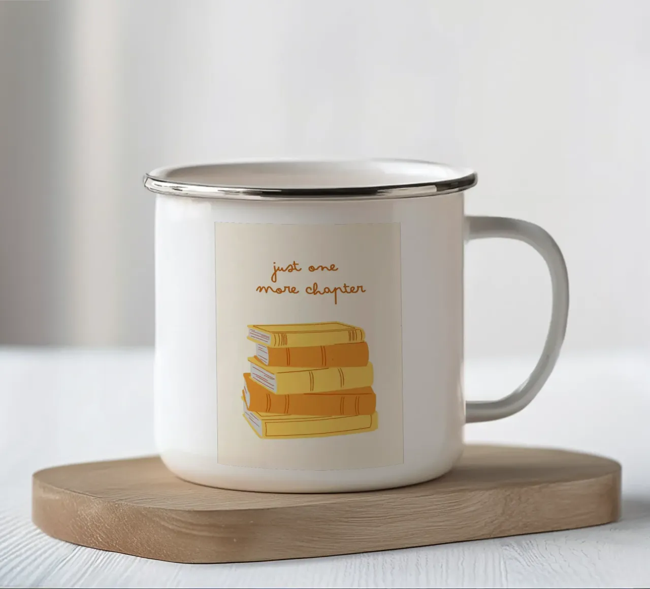 "Poster per l'impilaggio del libro "Solo un capitolo in più tazza in smalto da vintagepod