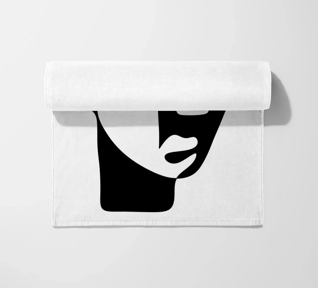 Superstitious telo mare da Shatha Al Dafai