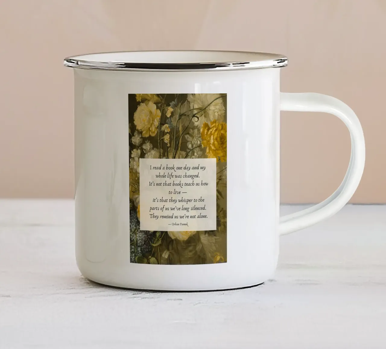 Poster floreale d'epoca con citazione di Orhan Pamuk tazza in smalto da vintagepod
