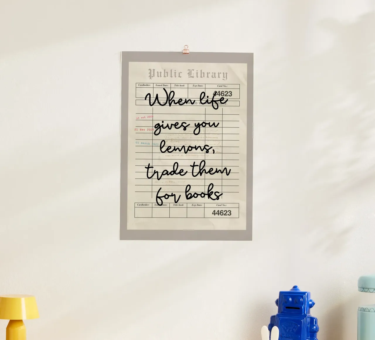 "Poster con citazioni per la biblioteca "Quando la vita ti dà i limoni poster con telaio in legno da vintagepod