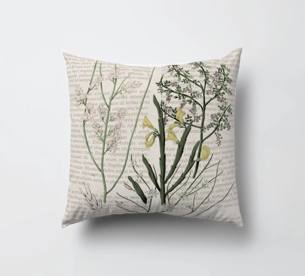 Poster botanico d'epoca su Iris e Baby's Breath cuscino da vintagepod