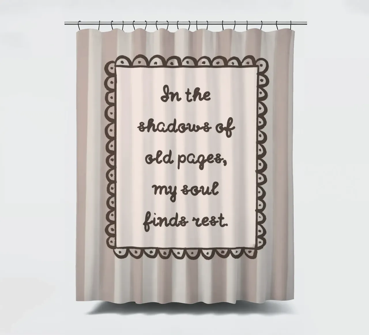 "In de schaduwen van oude bladzijden" Bookish Quote douchegordijn van vintagepod