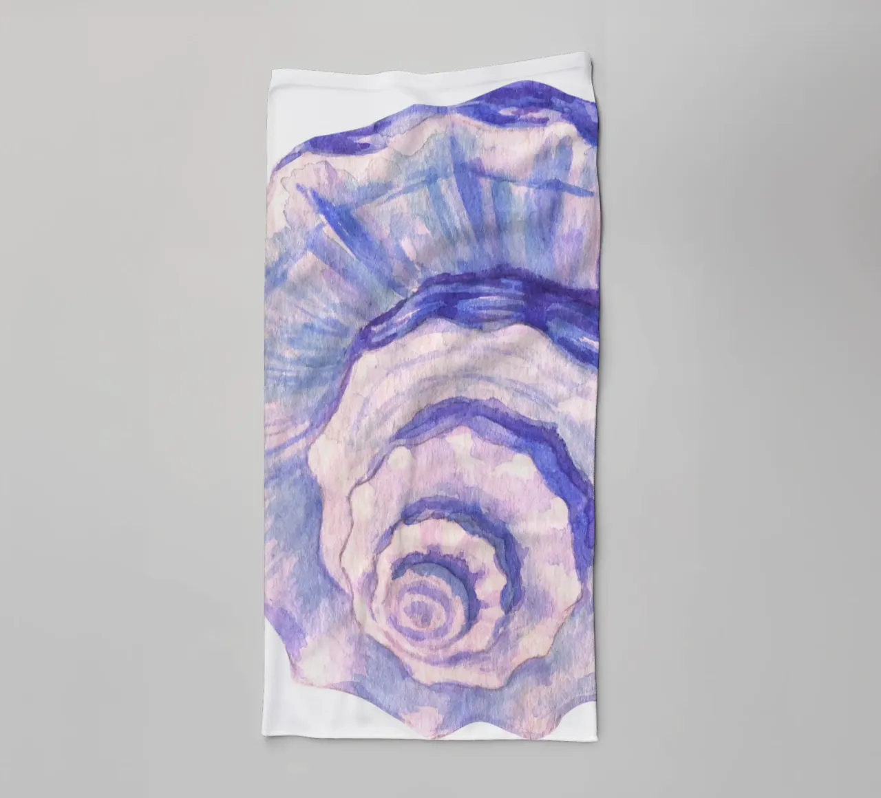Poster Nautilus Shell acquerello blu e viola asciugamano da bagno da dawnthesea