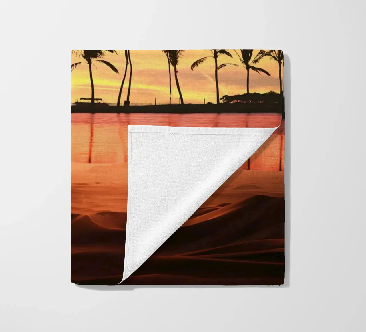 Tramonto tropicale con palme telo mare da Berwies Artwork