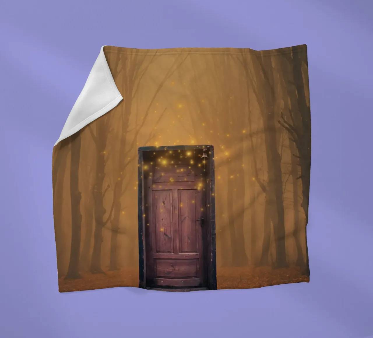 Porta mistica nella foresta coperta in pile da Berwies Artwork