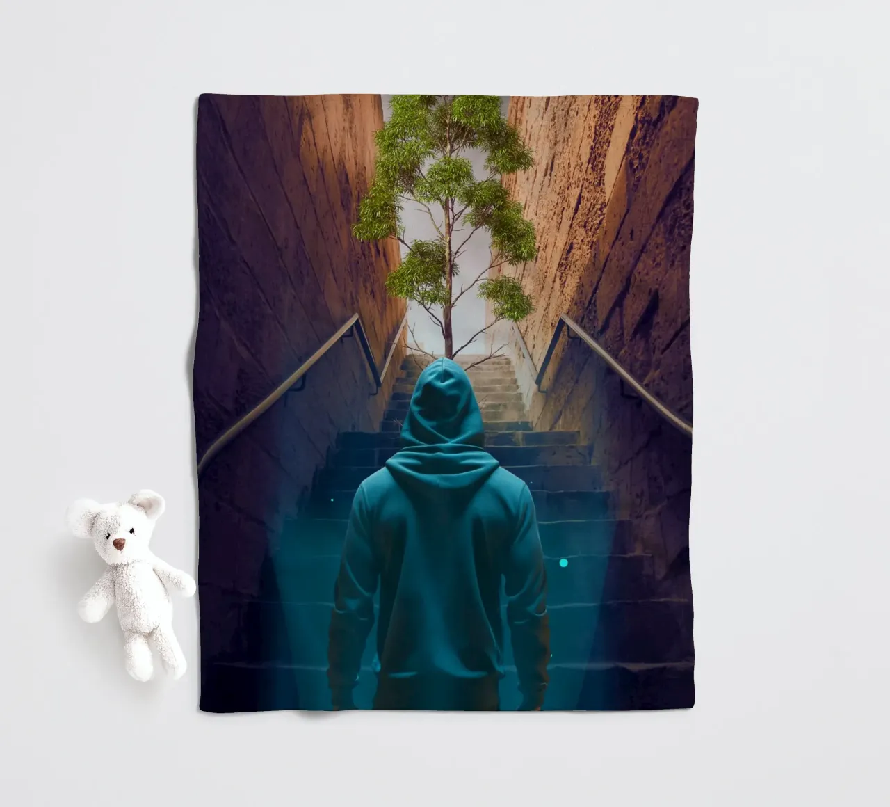 Figura incappucciata che sale le scale verso l'albero coperta in pile da Berwies Artwork