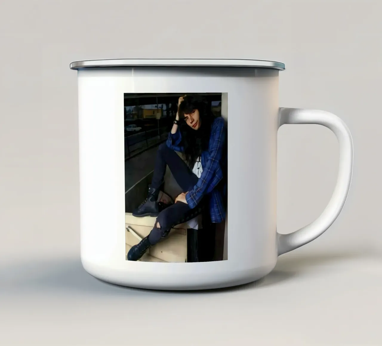 Eric Martin tazza in smalto da Musadad Shop