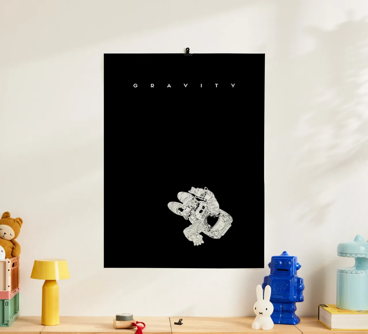 Gravity poster van Cranio Dsgn