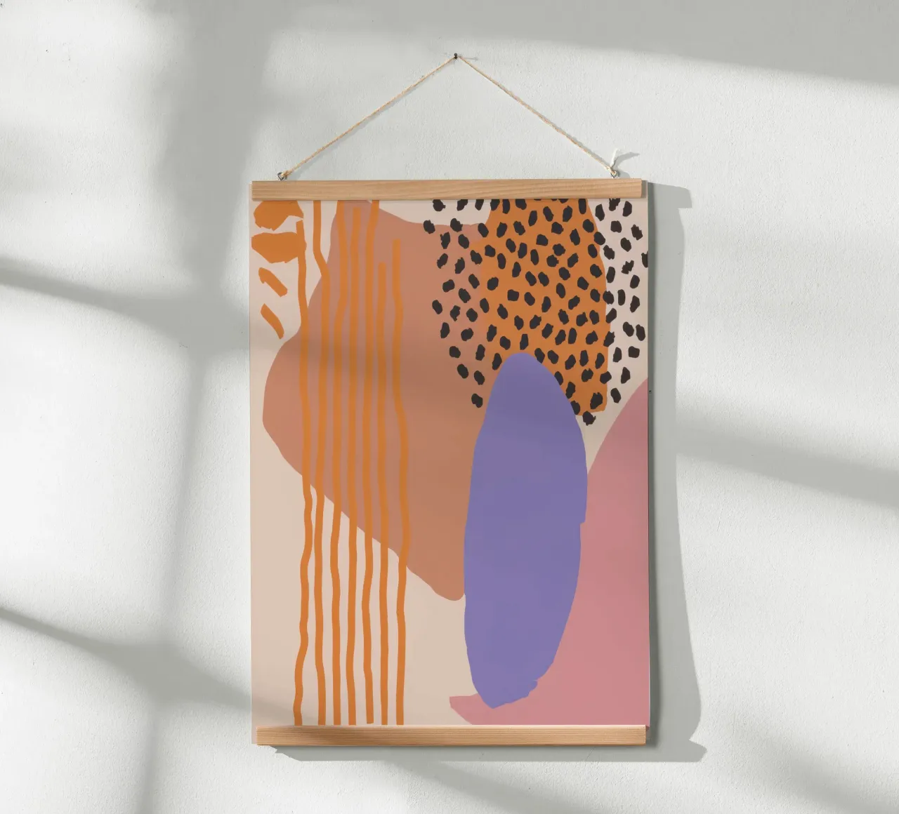 Collage di forme organiche poster con telaio in legno da Thistle Bloom