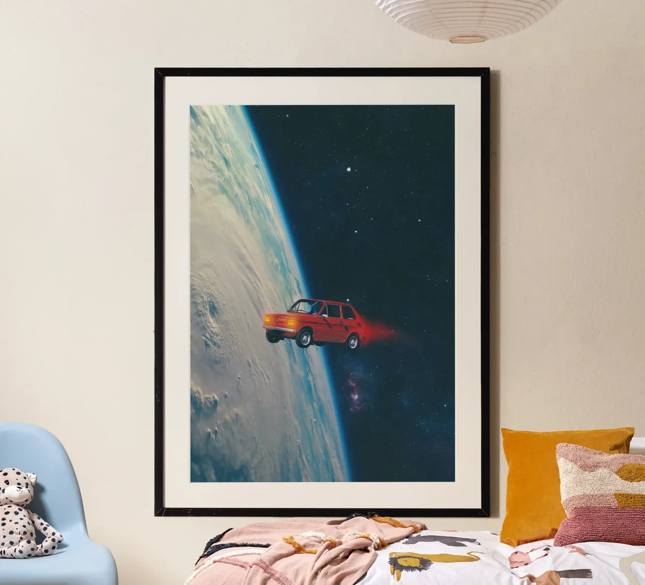 Rotes Auto in der Umlaufbahn Hahnemühle von Dapidoka