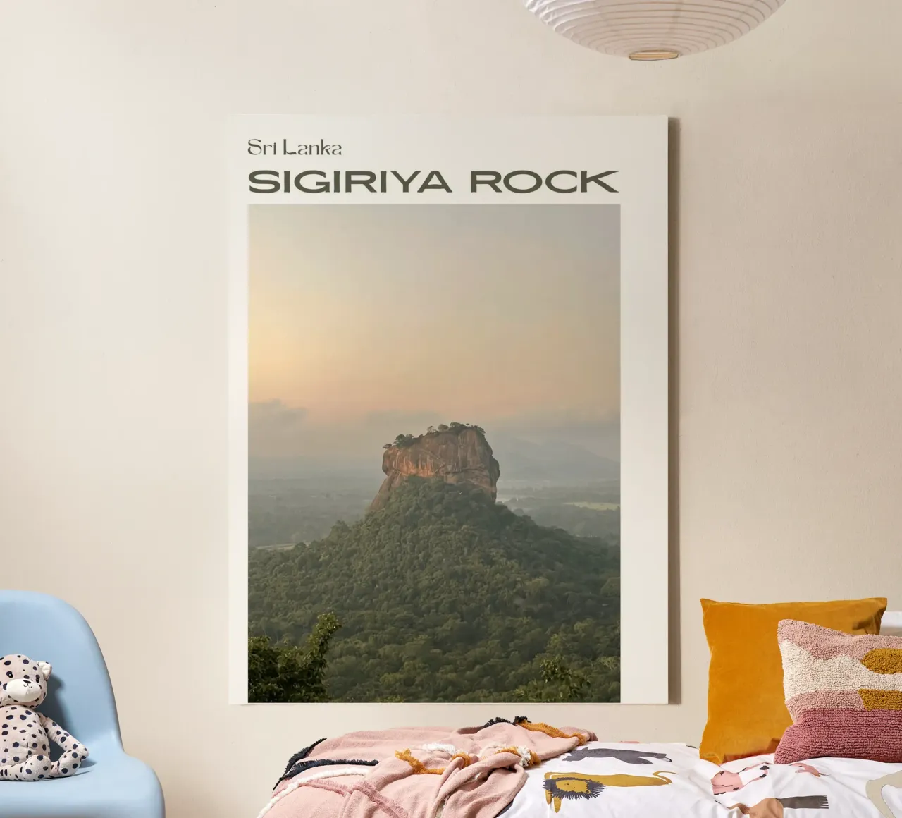 Fortezza mistica - Roccia di Sigiriya, Sri Lanka tela con Cornice a cassetta da Roamance Studio