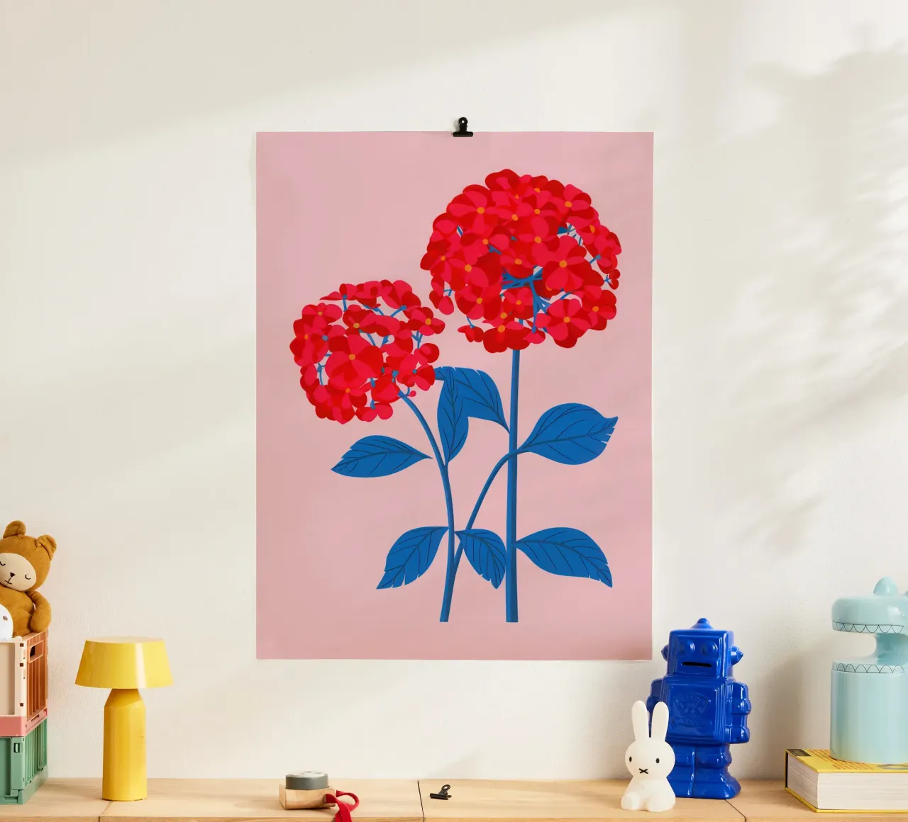 Fiori di ortensia cremisi poster con telaio in alluminio da Lunar Valentina