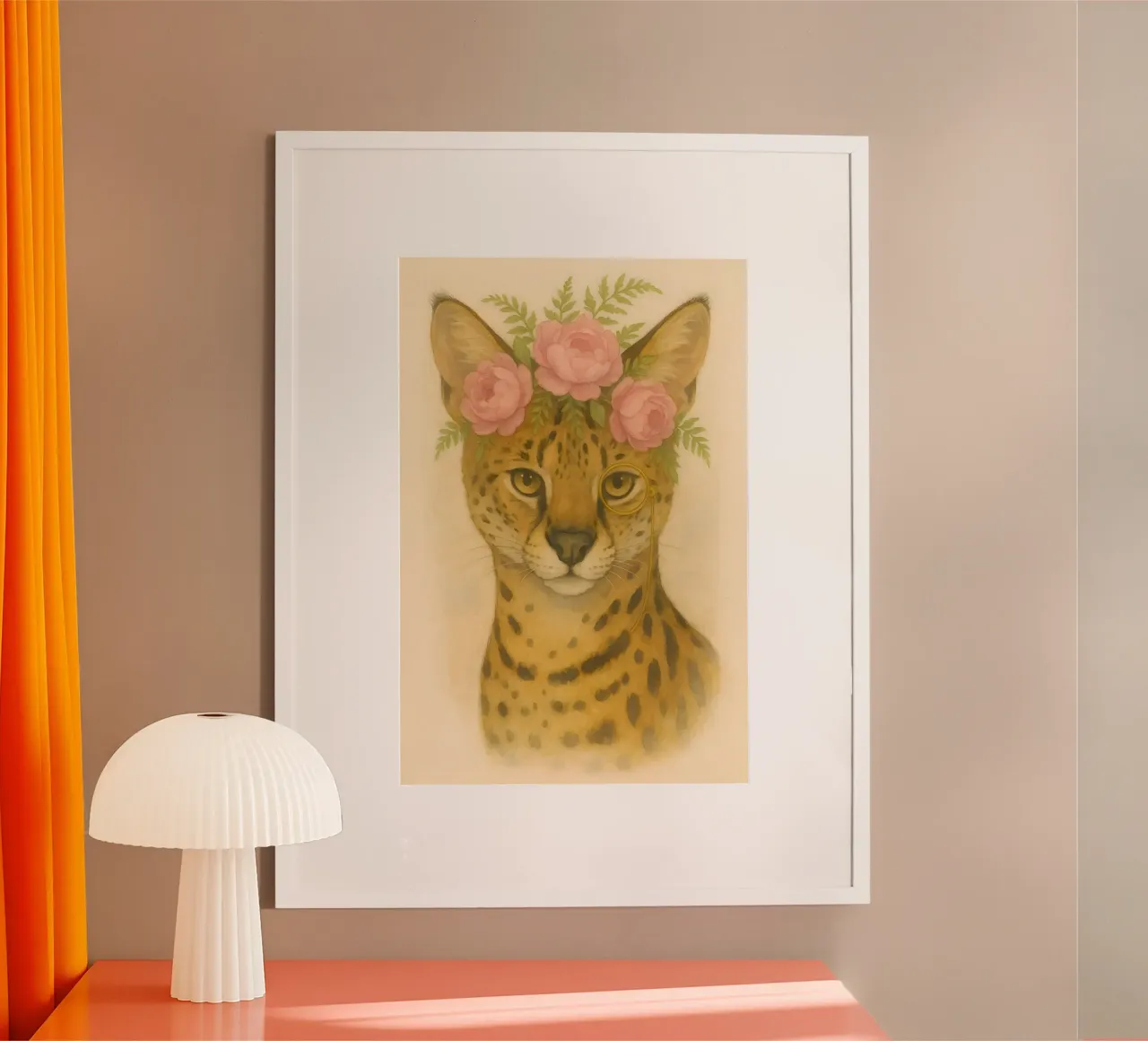 Regal Wild: Serval in fiore poster con telaio in legno da Graceful Desine