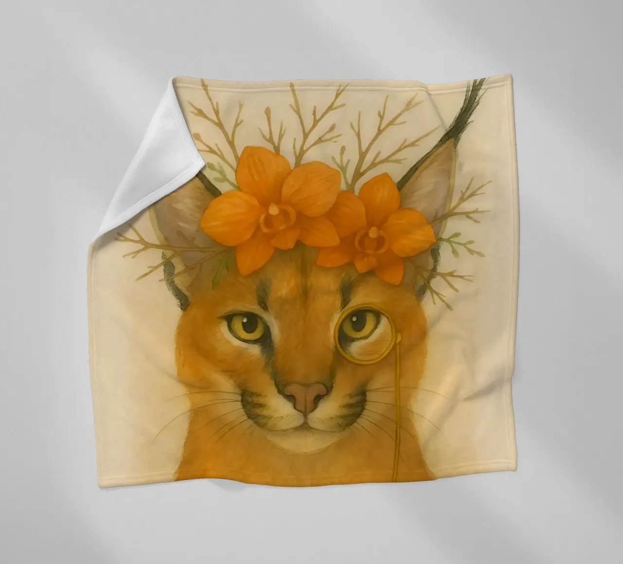 Sguardo d'oro: Caracal con orchidee coperta in pile da Graceful Desine