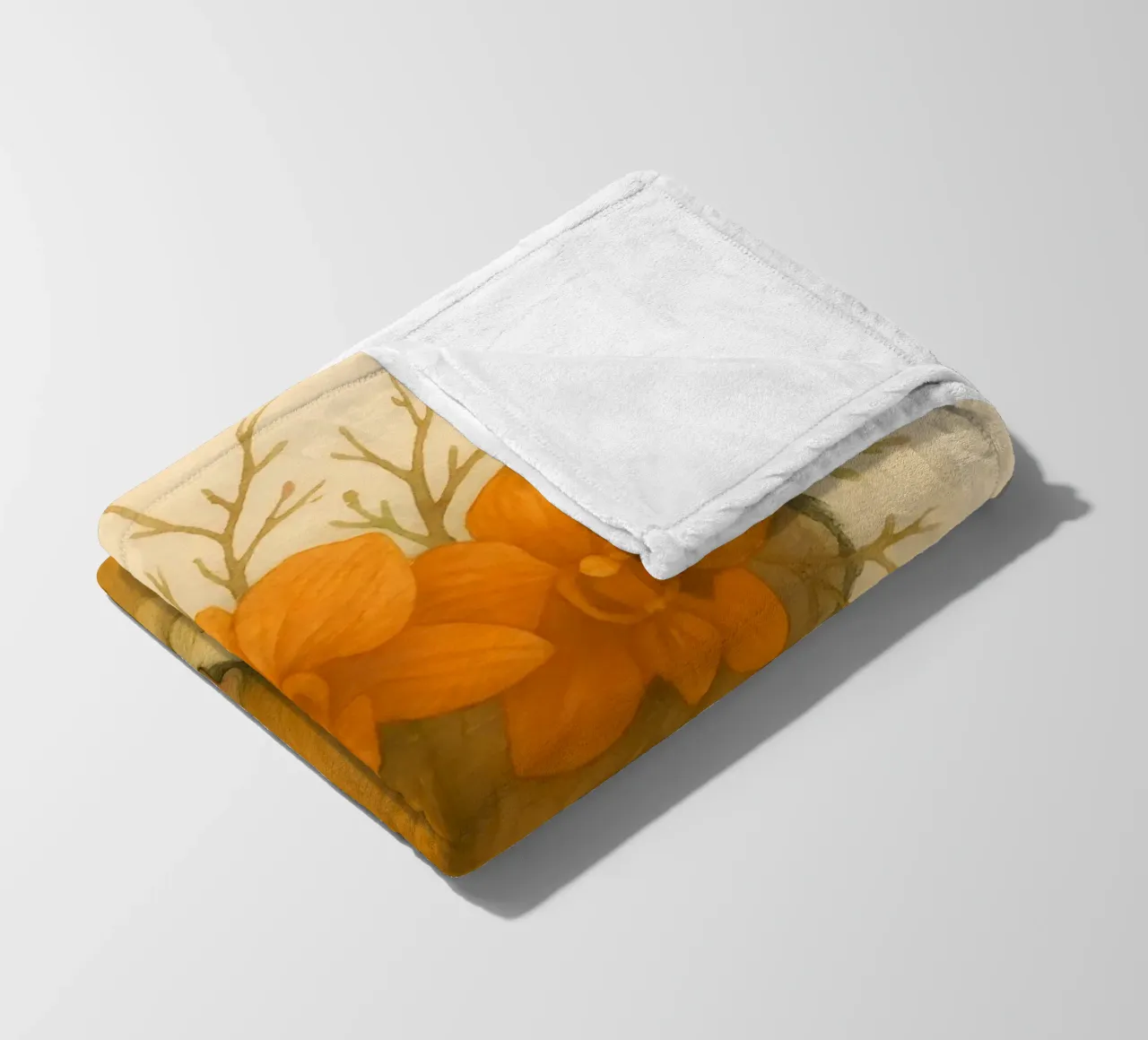 Sguardo d'oro: Caracal con orchidee coperta in pile da Graceful Desine