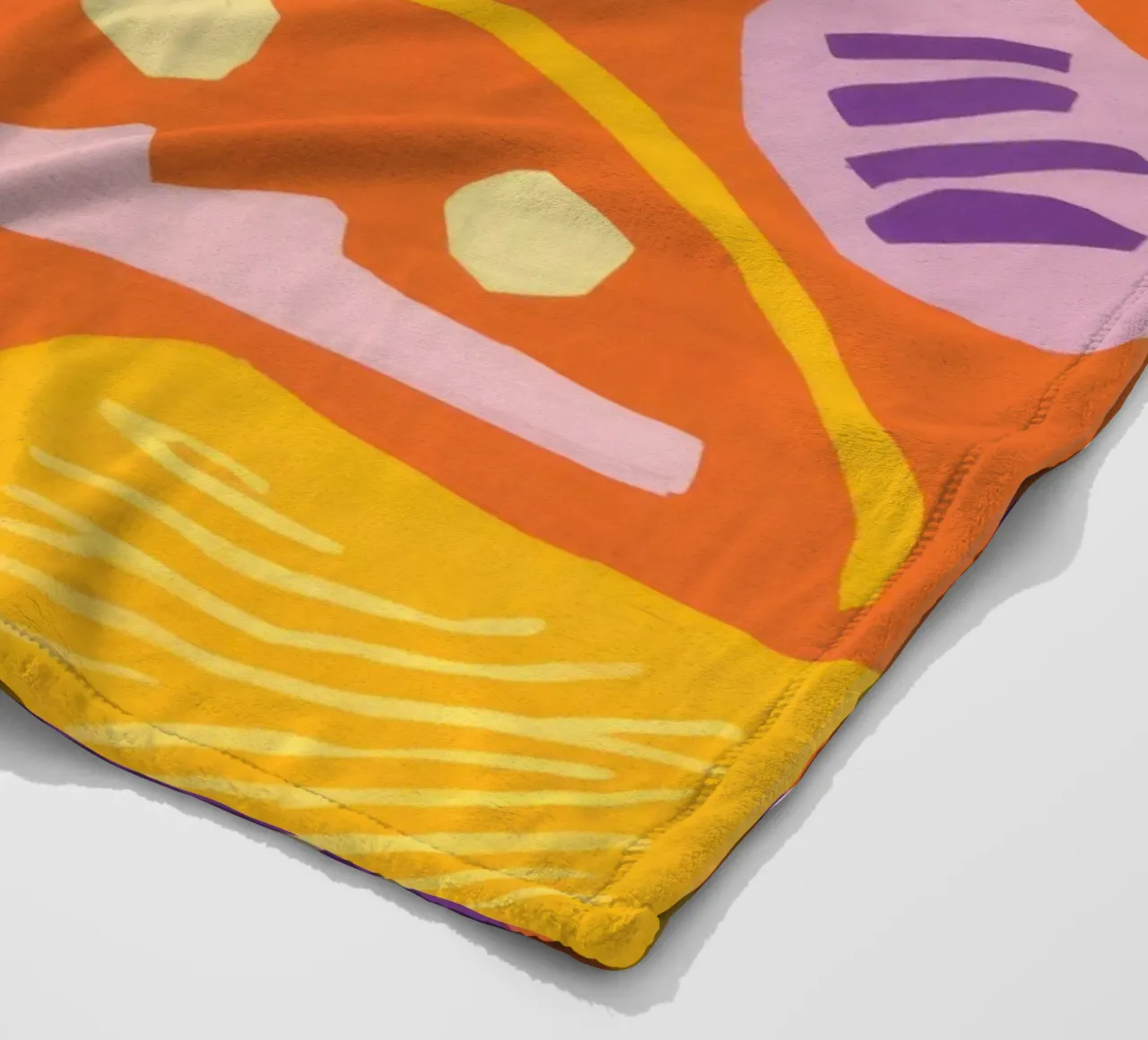 Frenesia delle forme giocose coperta in pile da Line Fable