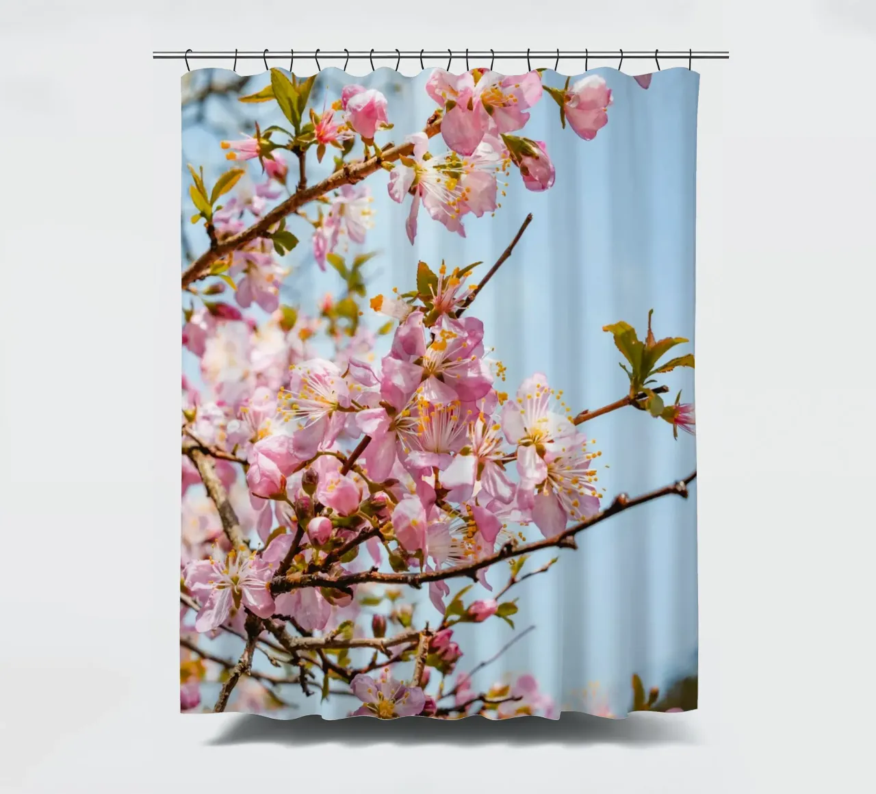 Fiori di ciliegio rosa tenda da doccia da Marcel Bisig