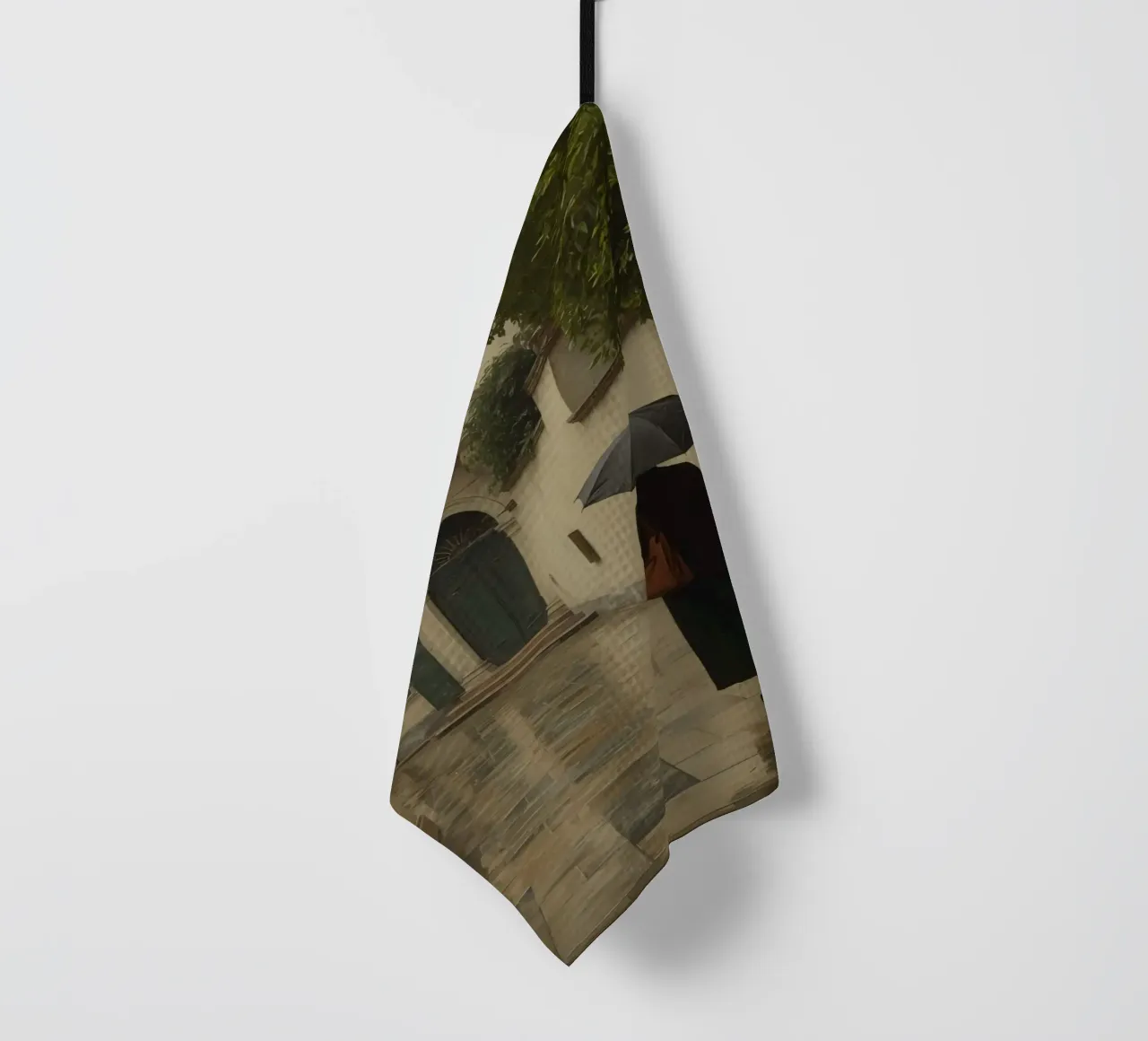 Femme marchant avec un parapluie un jour de pluie dans une rue historique torchon de DesignDoodle