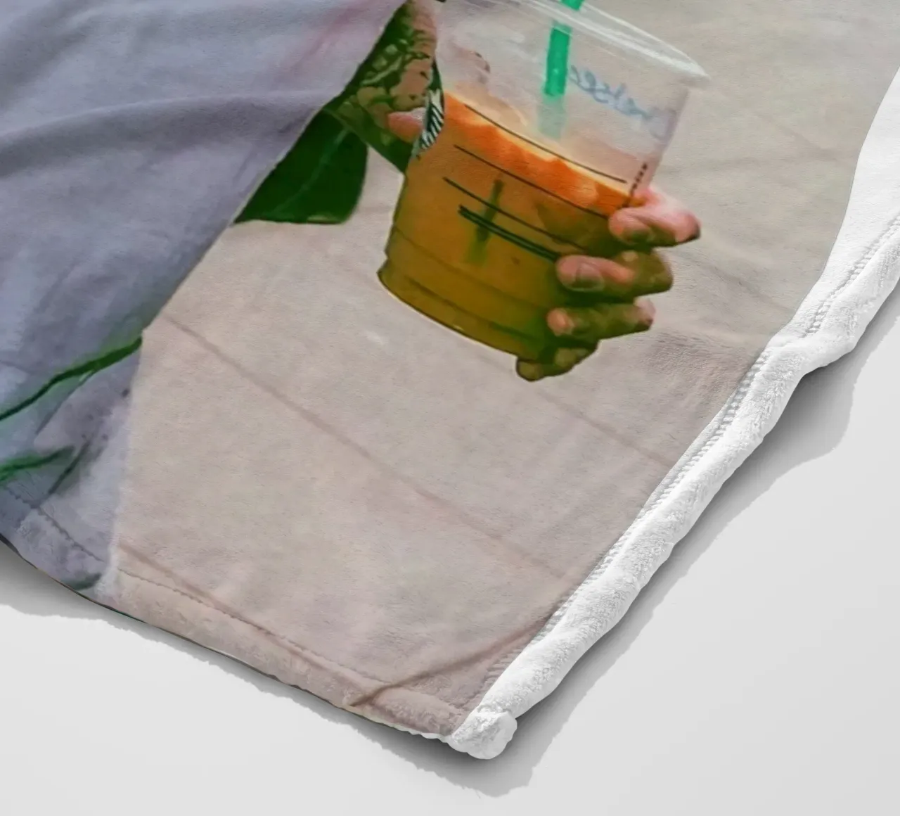 Lo stile cool di Mac Miller coperta in pile da softseilish
