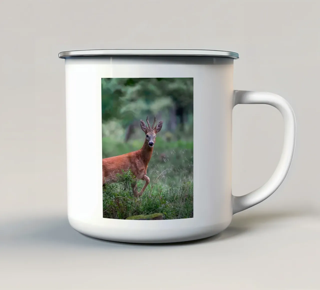 Il capriolo fa l'occhiolino tazza in smalto da Tom's Wildlife
