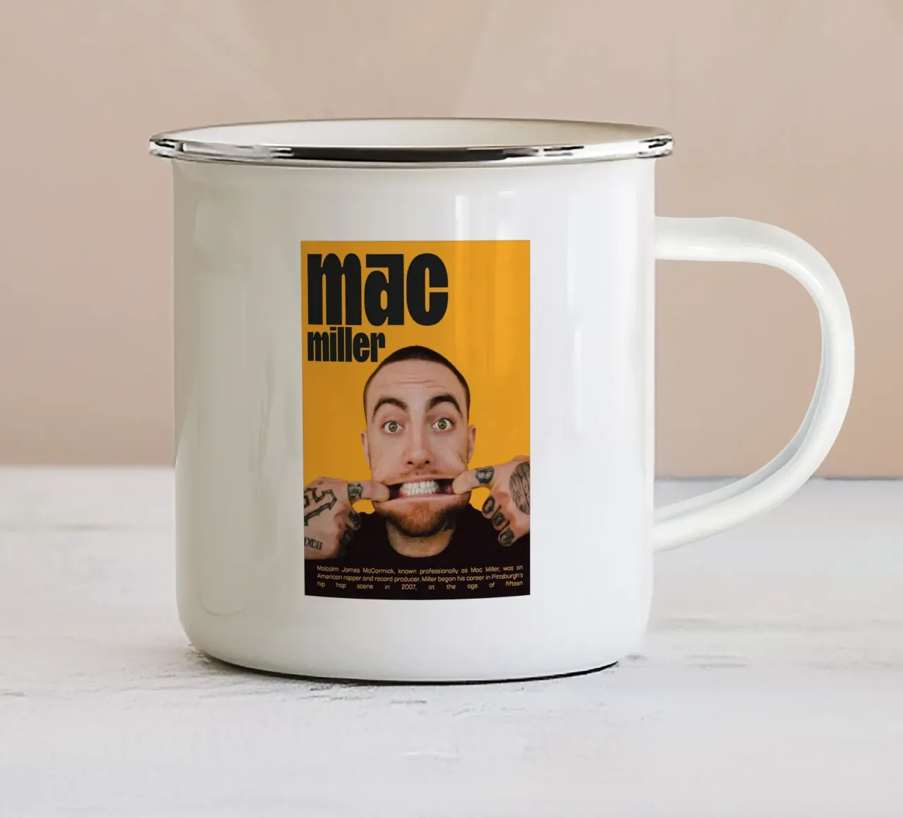 Smile Fun Faces Mac Miller Emaille Tasse von softseilish