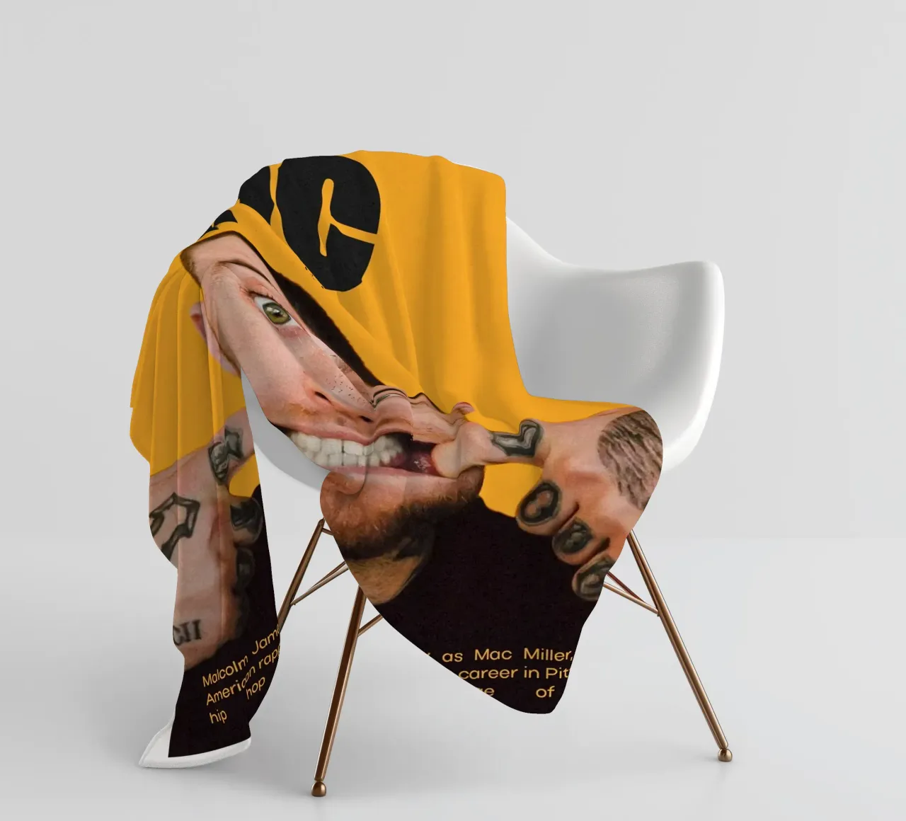 Smile Fun Faces Mac Miller Fleecedecke von softseilish